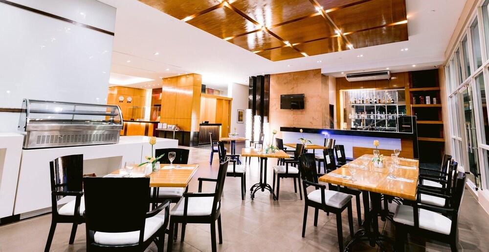Sotogrande Hotel&Resort Lapu-Lapu City Eksteriør billede
